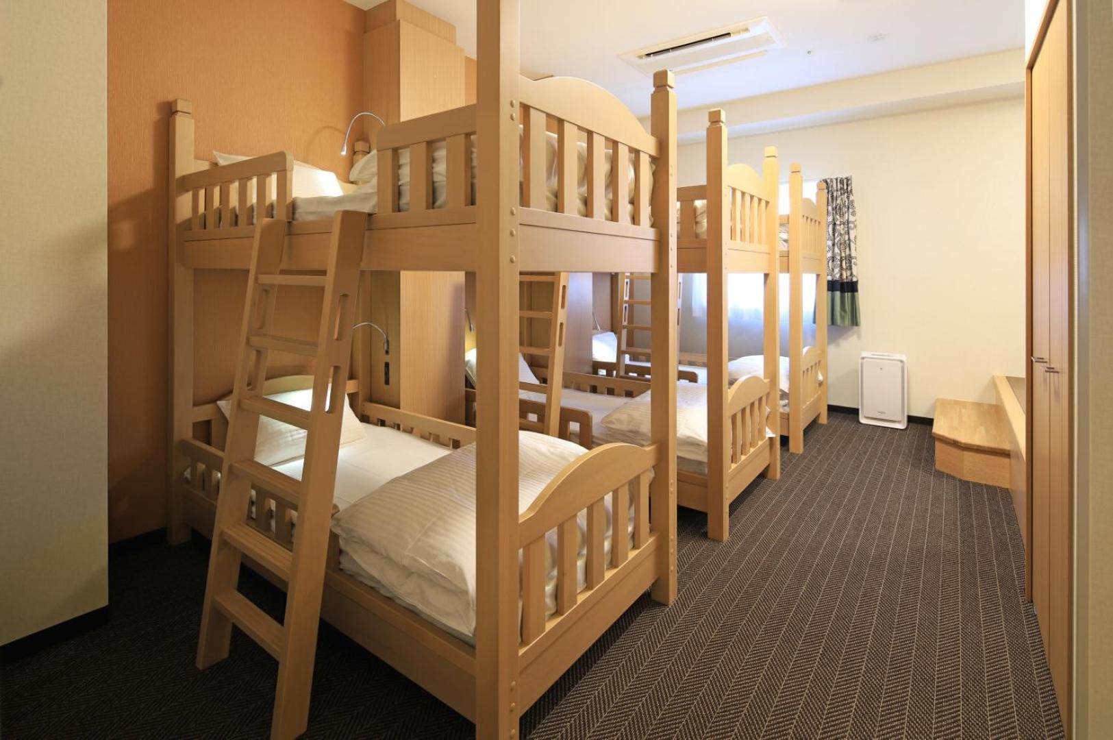 Nest&Rise Osaka Namba Hotel Bagian luar foto